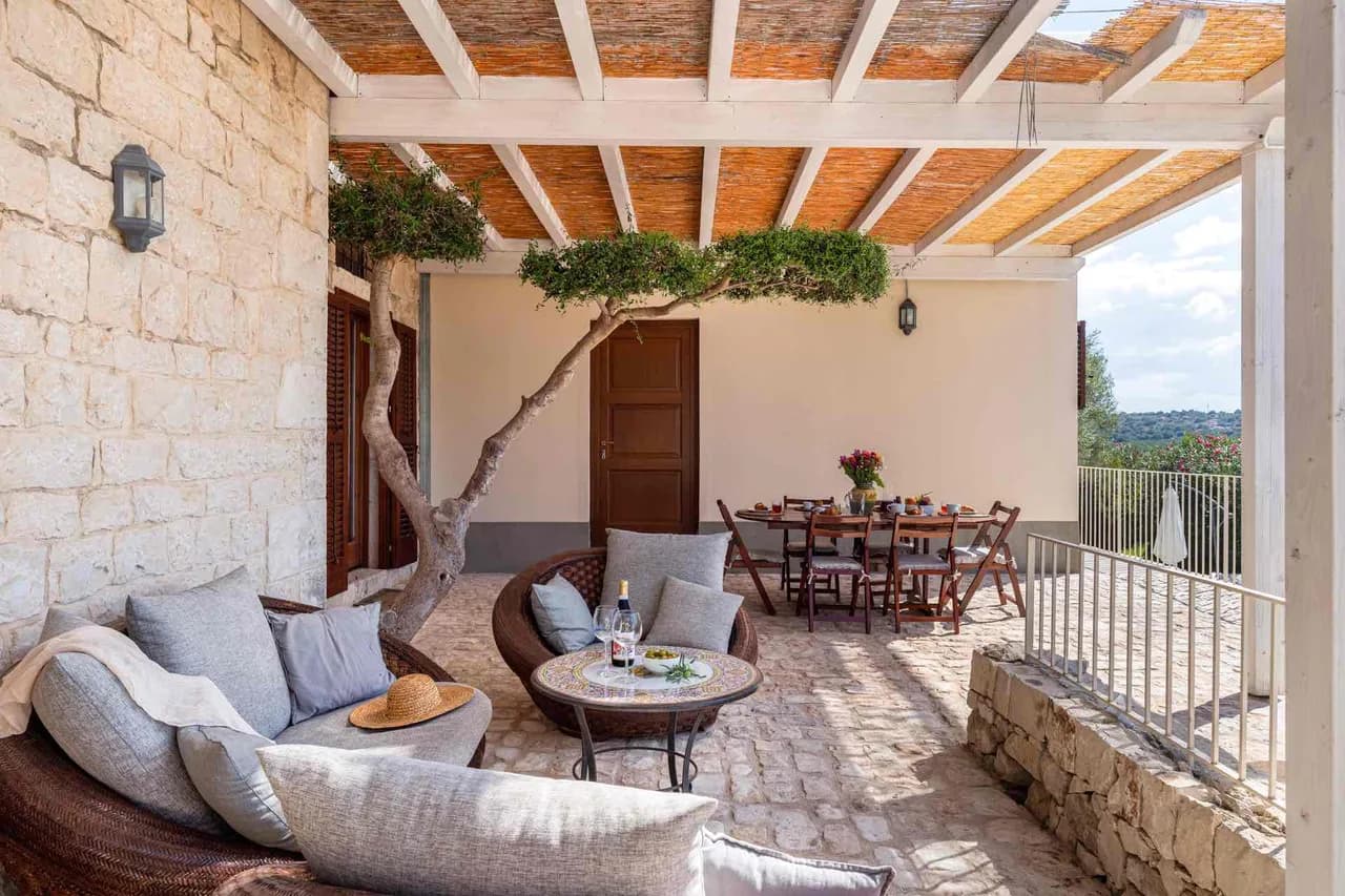 Villa on a Hill With Stunning Views of the Sea photo 3