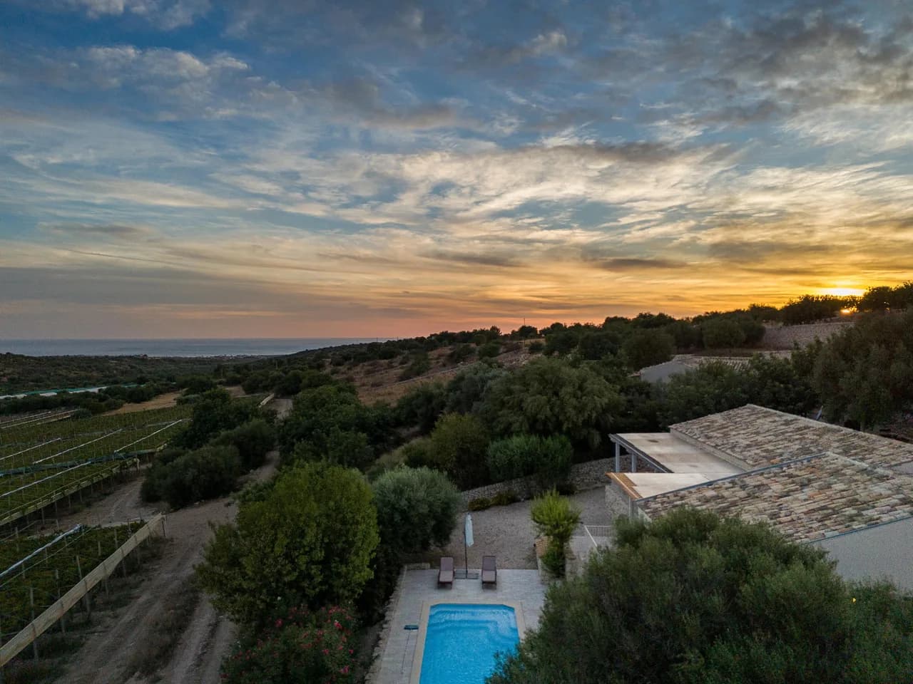 Villa on a Hill With Stunning Views of the Sea photo 5
