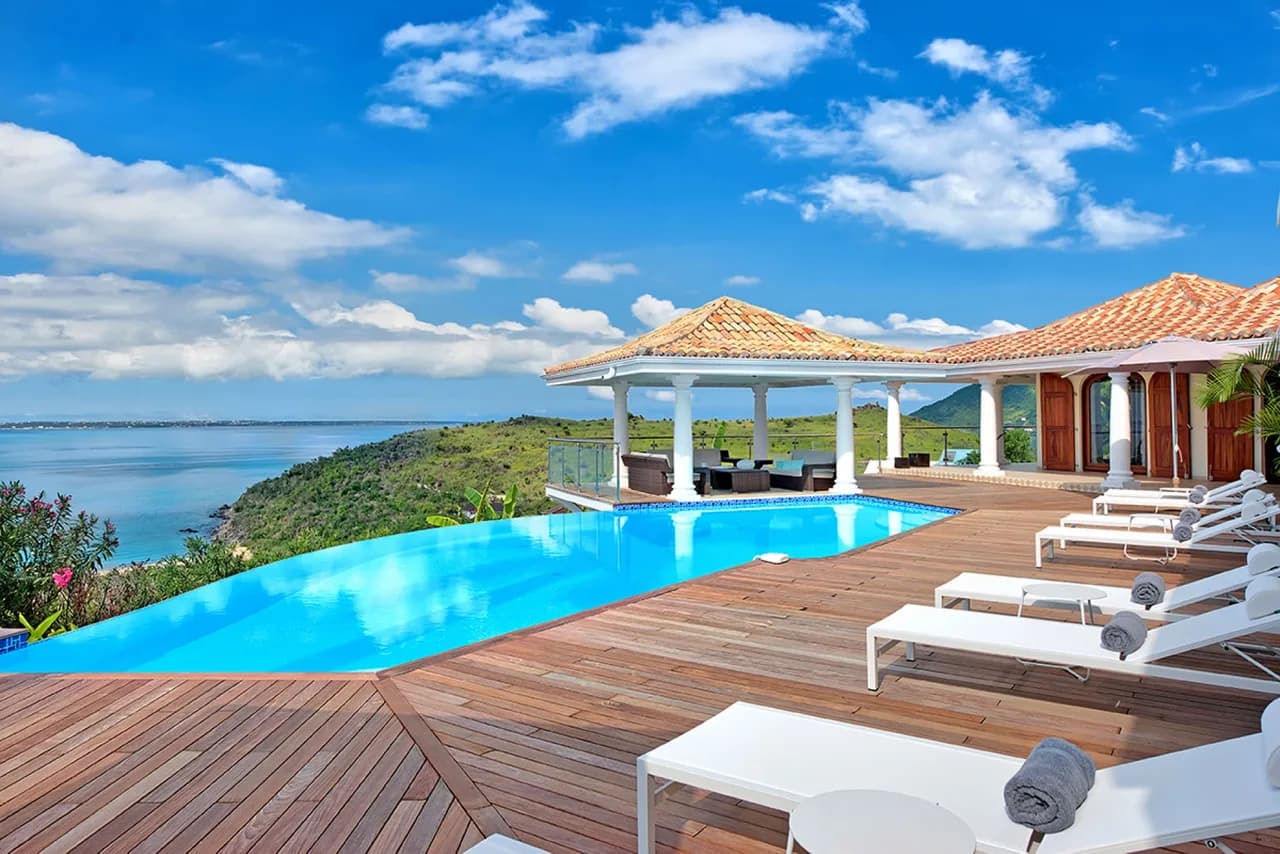 Ultra Luxe 4 Bedroom Villa with Infinity Pool photo 4