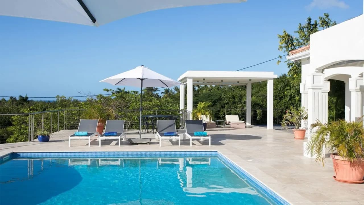 RELAXING 4BR VILLA WITH SUPERB PANORAMIC VIEWS photo 3