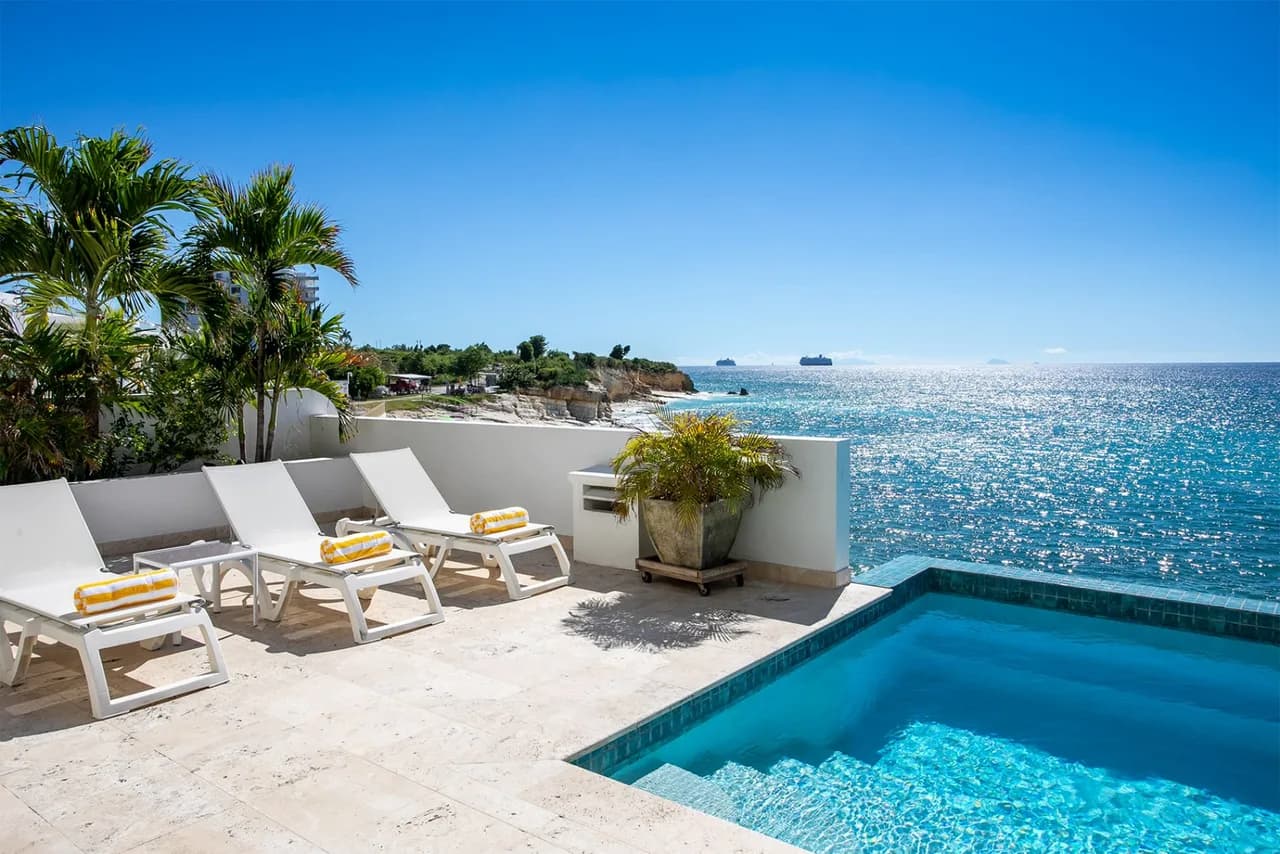 Ultra Luxe 4 Bedroom Villa with Majestic Sea Views photo 5
