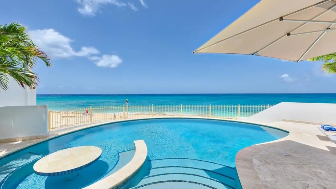 GORGEOUS 3BR VILLA IN CUPECOY BEACH photo 2