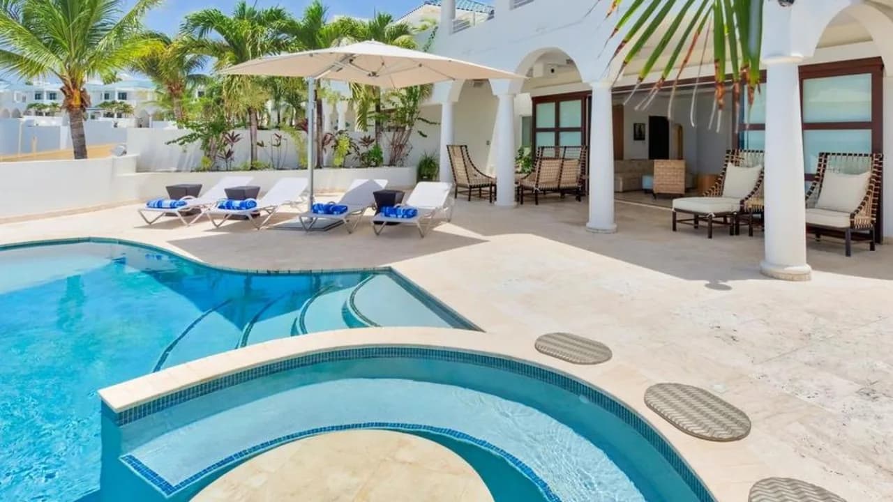 GORGEOUS 3BR VILLA IN CUPECOY BEACH photo 3