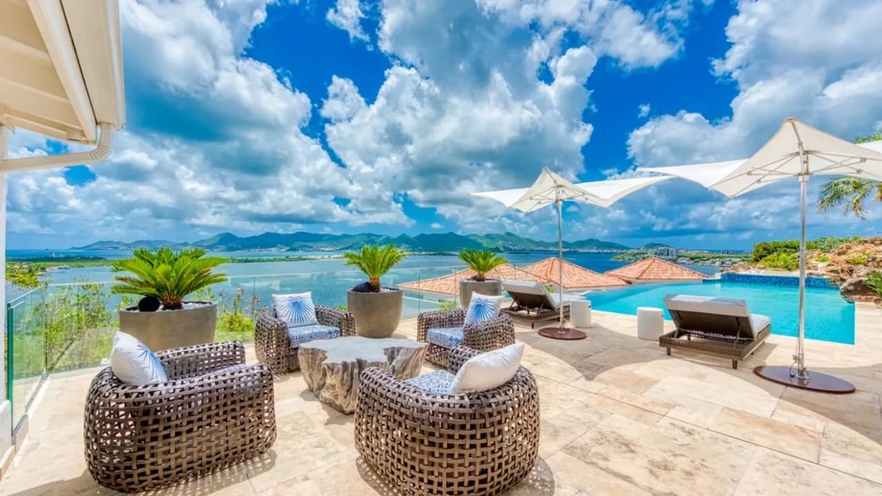 The Perfect Hillside Villa With Panoramic Views photo 2