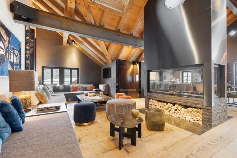Modern Luxury Duplex In Central Gstaad