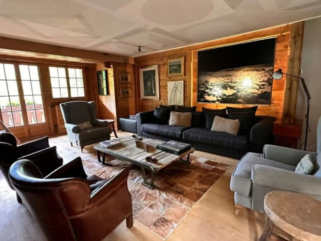 Serene Chalet With Shared Pool and Spa photo 2