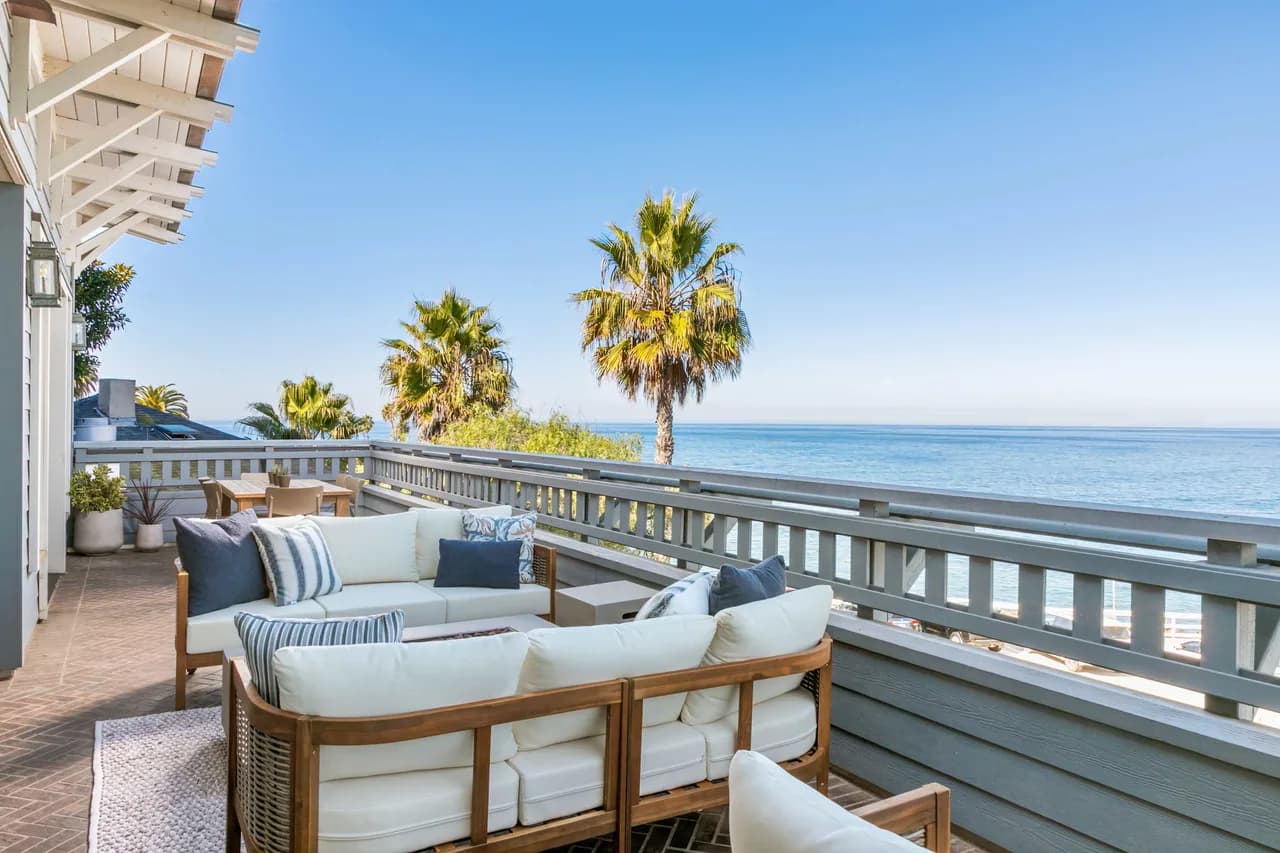 Beachfront Three Bedroom Retreat in San Diego photo 5