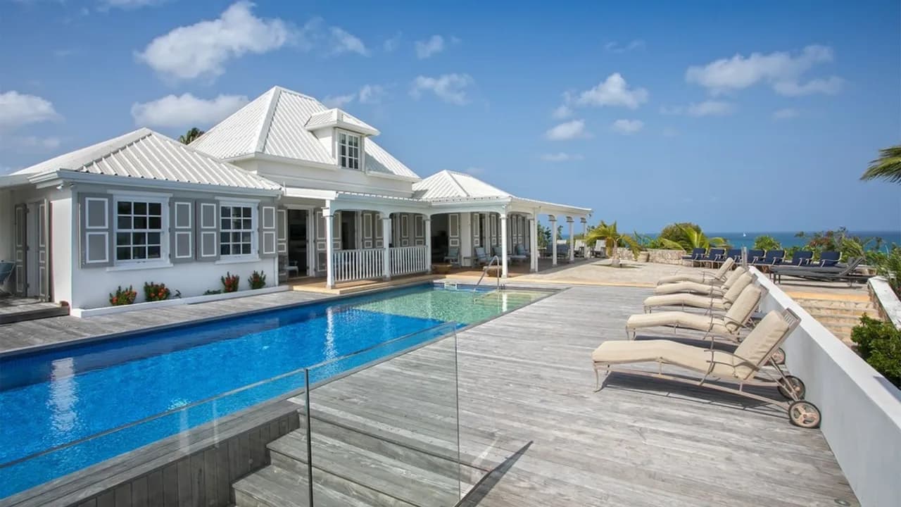 Modern 7BR villa with breathtaking panoramic views photo 4