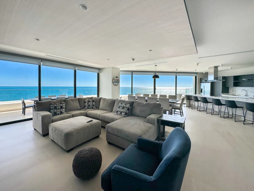 Beachfront Six Bedroom Penthouse in Puerto Penasco