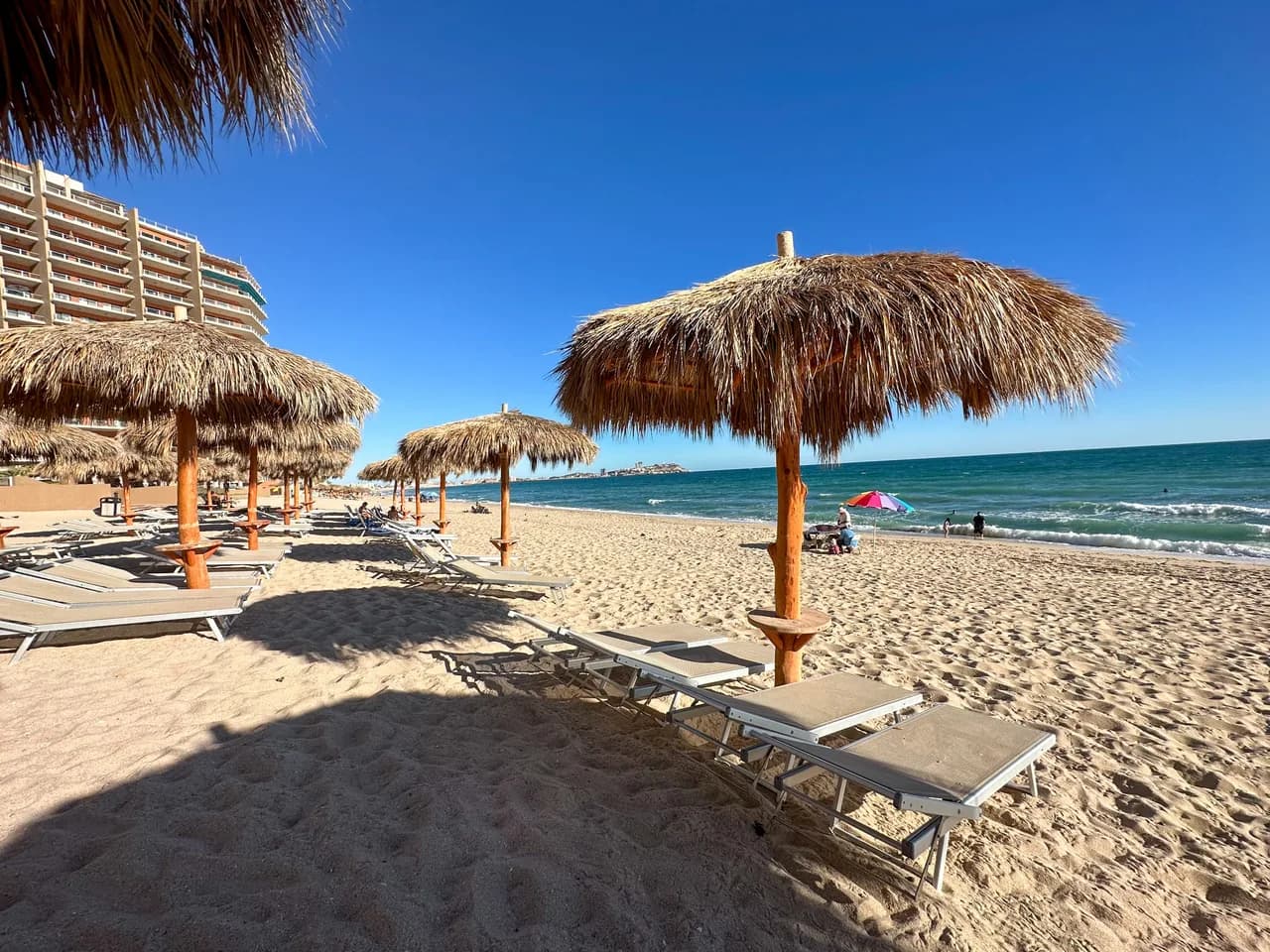 Luxury Six Bedroom Retreat with Private Beach in Rancho El Destierro photo 3