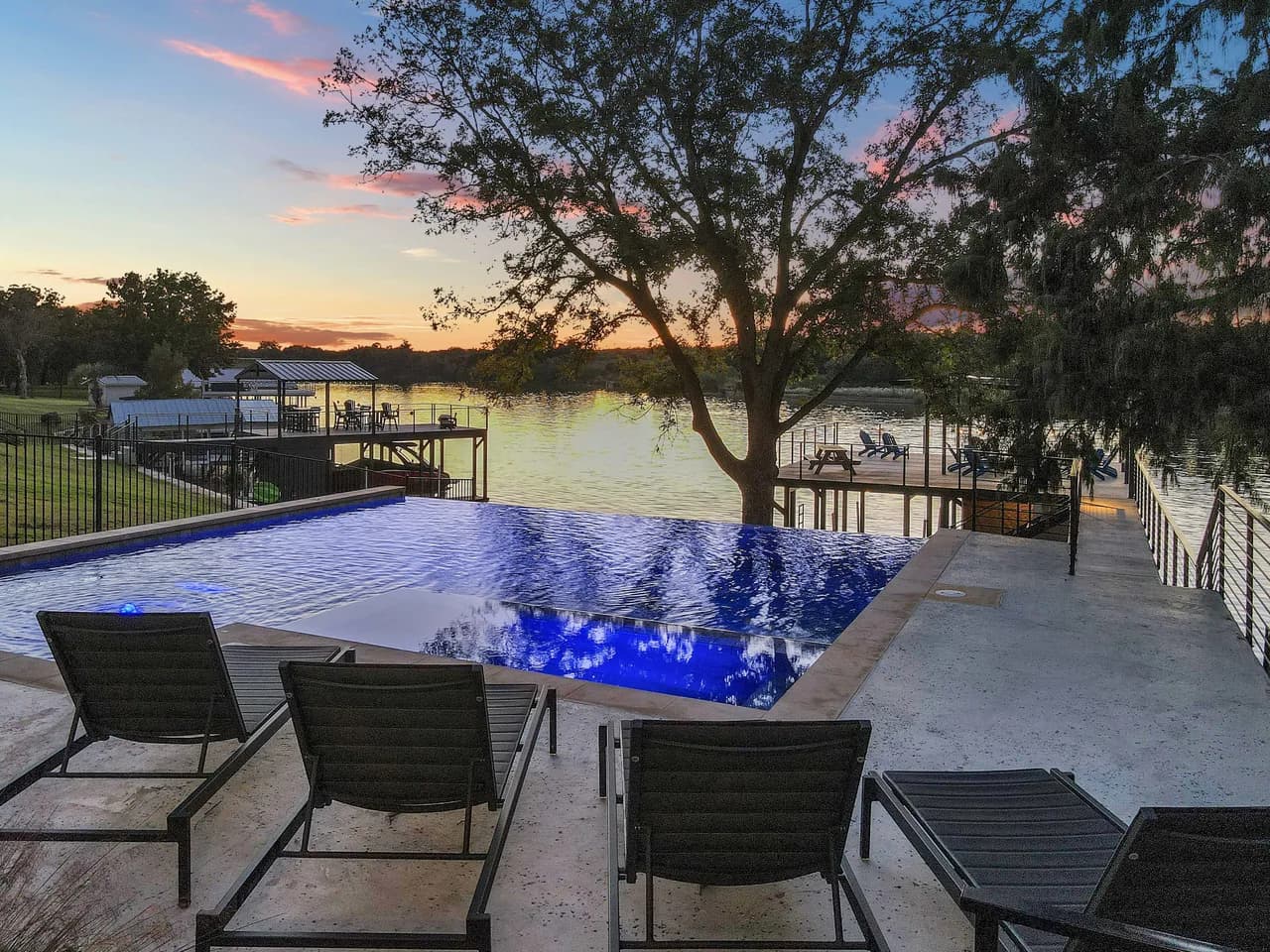 Family-Friendly Five Bedroom Villa in Burnet County photo 4