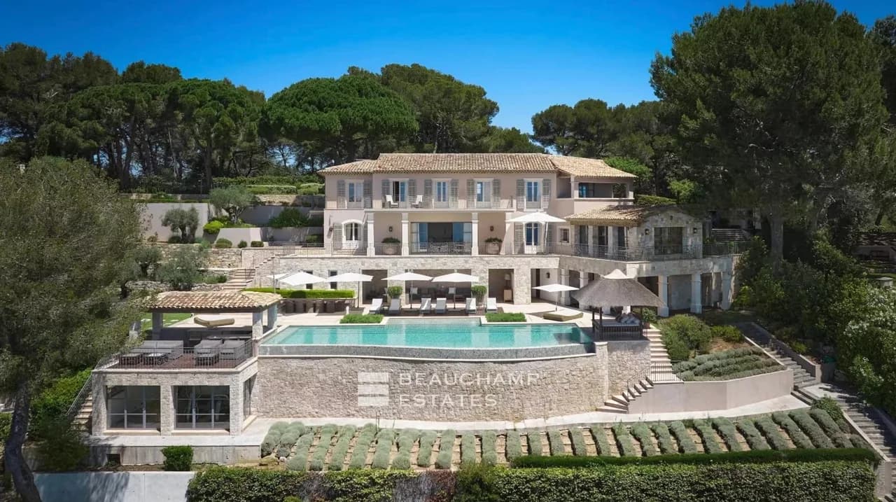Exceptional Provincial Villa with stunning views