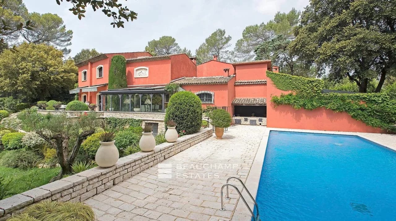 Stunning Luxurious Villa with outdoor pool photo 5