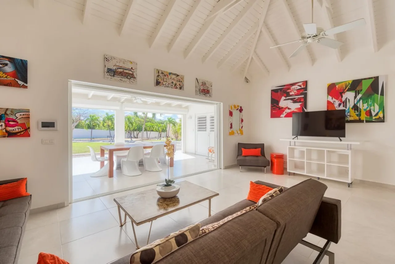 Luxurious Caribbean villa situated in Terre-Basses photo 5