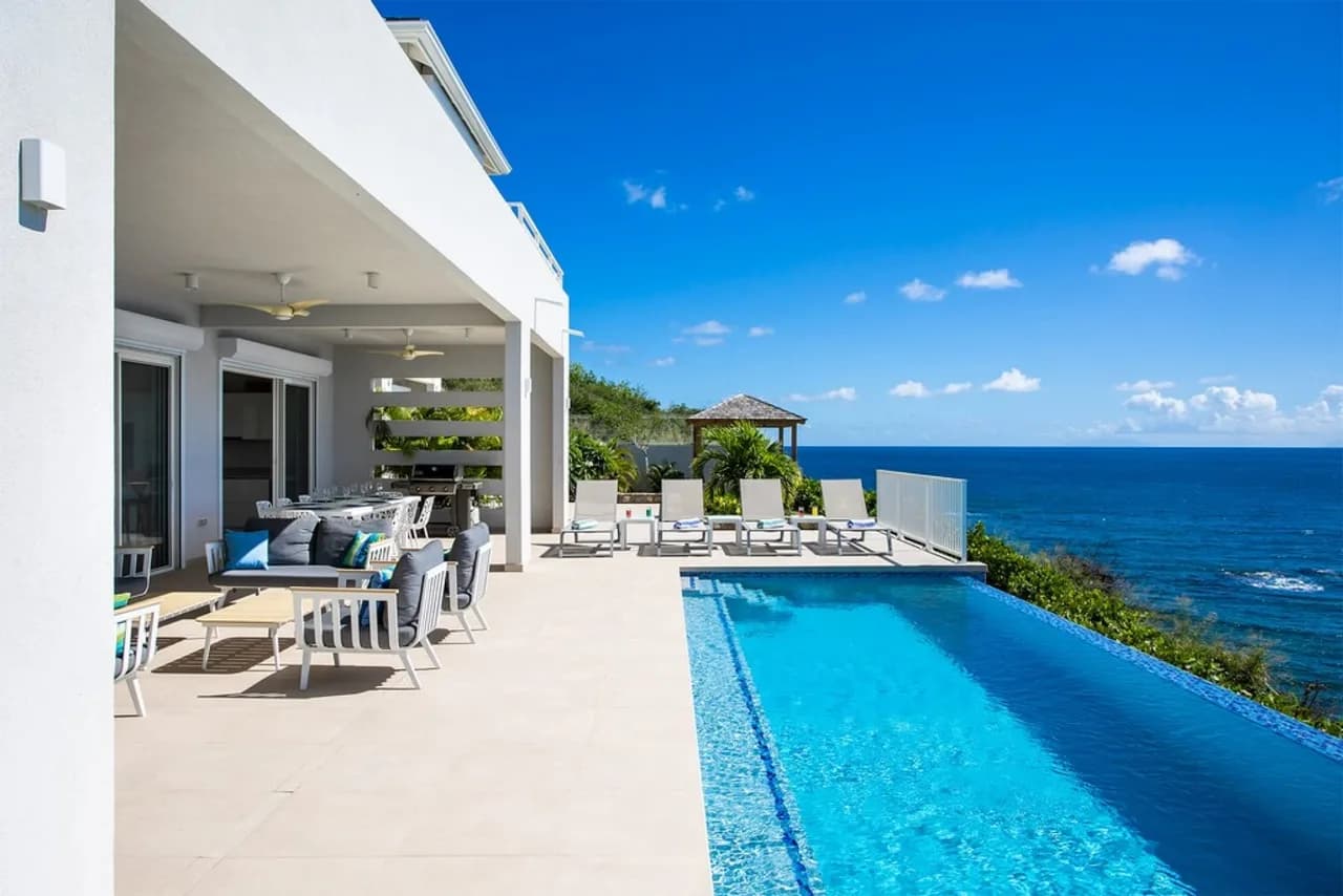 Beautiful villa with stylish and elegant decor photo 2