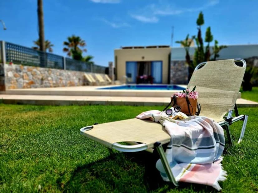 Vibrant Beach Villa 20 Meters From the Water
