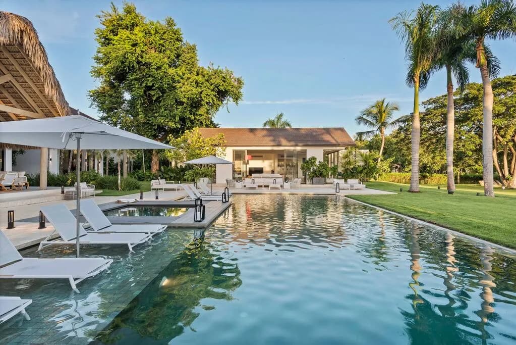 Tropical Beachfront Villa in La Romana photo 2