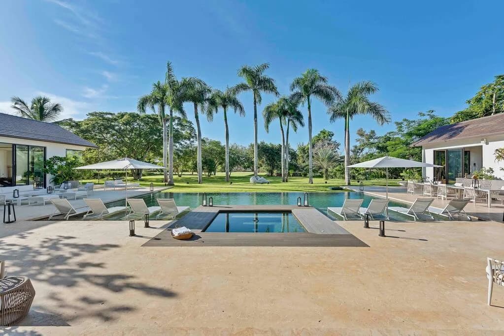 Tropical Beachfront Villa in La Romana photo 3