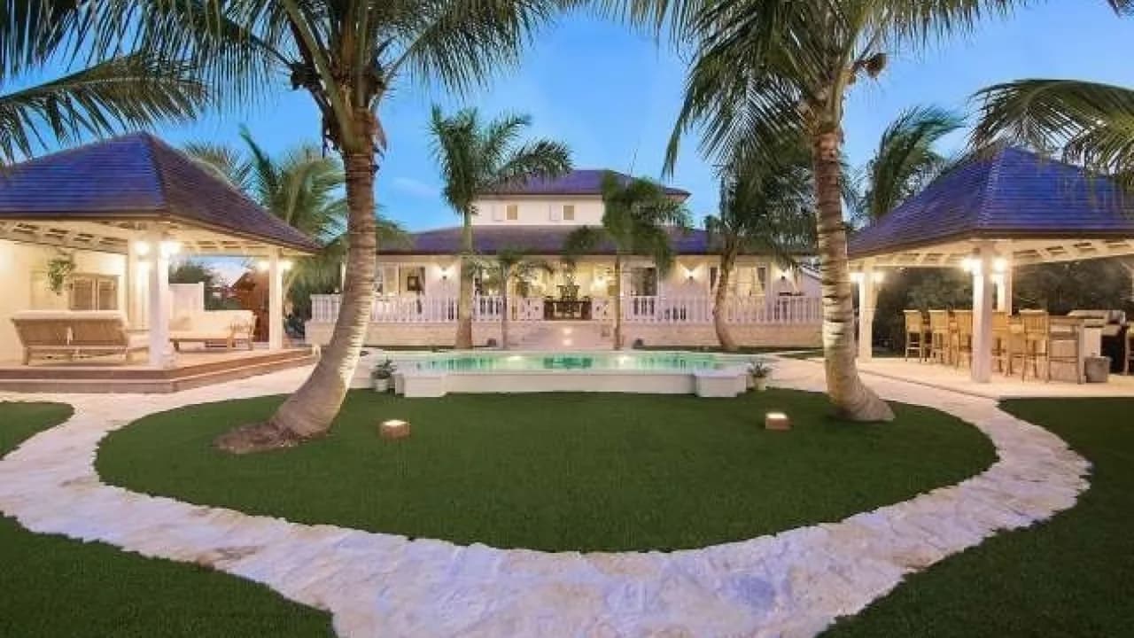 PERFECT 6BR TROPICAL GETAWAY VILLA photo 3