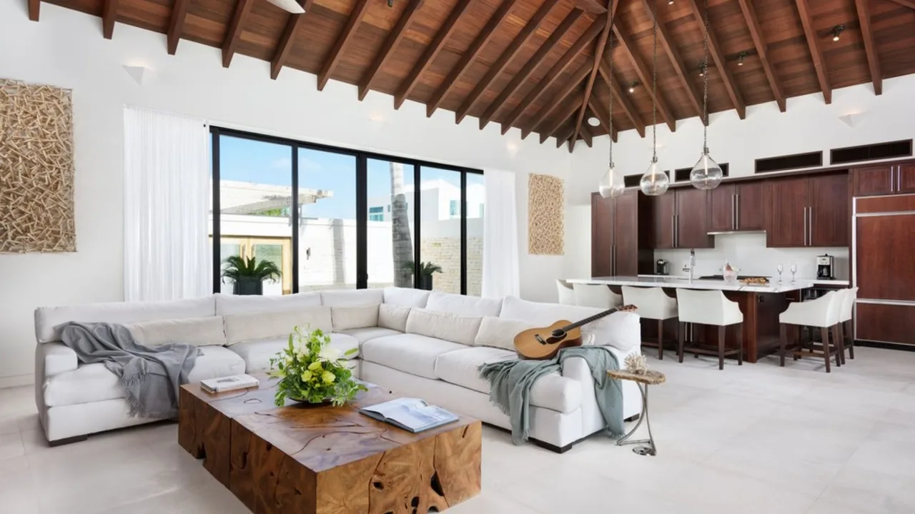 NEWLY BUILT 3BR LUXE VILLA WITH MAGINIFICENT VIEWS photo 5
