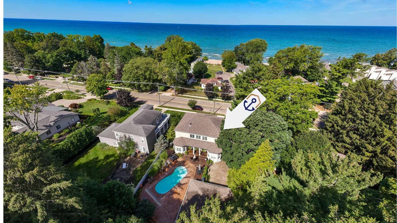 Lakeside Retreat with Pool in Lake Michigan Shore photo 4