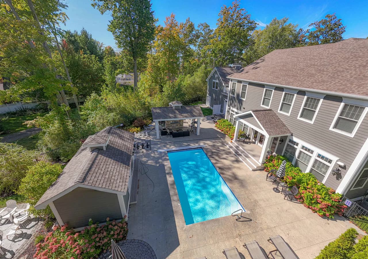 Private Pool Seven Bedroom Villa in Lake Michigan Shore photo 3
