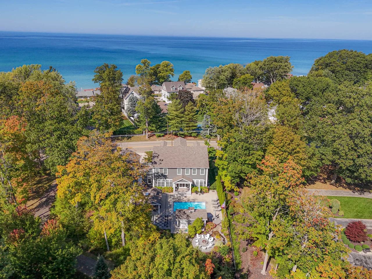 Private Pool Seven Bedroom Villa in Lake Michigan Shore photo 5