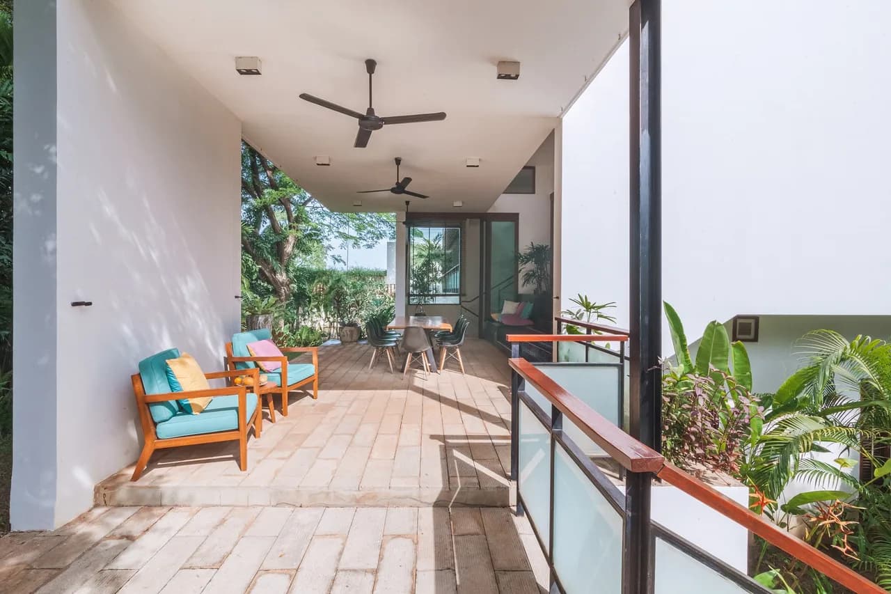 Posh Luxury Villa With Natural Airflow And Light photo 2