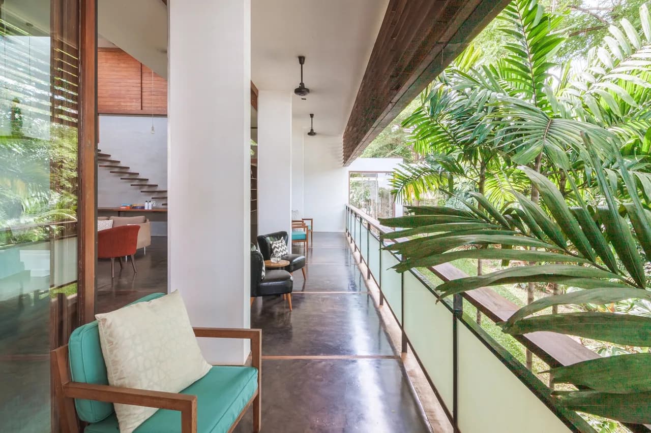 Posh Luxury Villa With Natural Airflow And Light photo 5