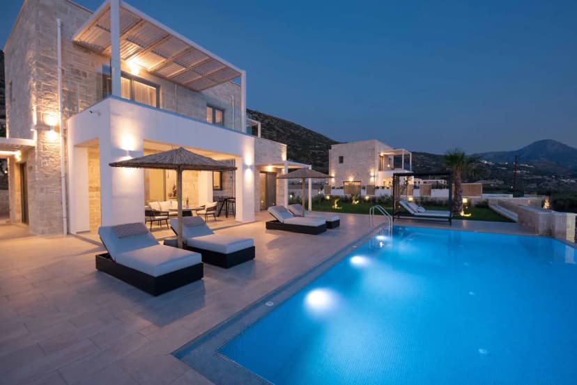 Blissfully Chic Villa With Refreshing Outdoor Pool