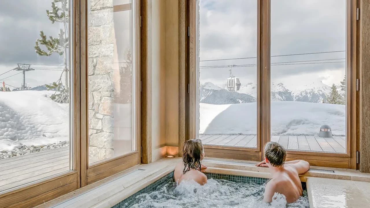 Luxurious Chalet on the Ski Slope of Courchevel photo 4
