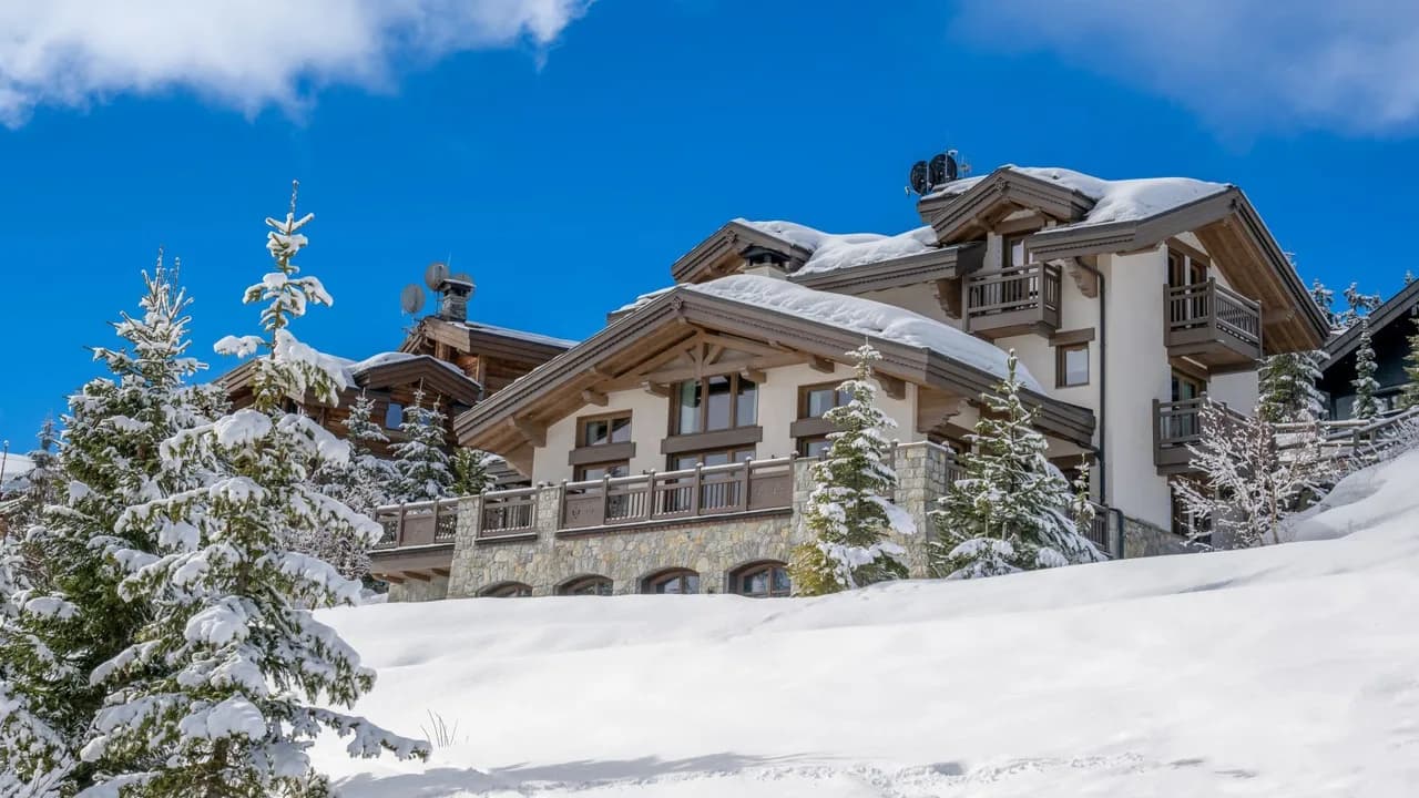 Luxurious Chalet on the Ski Slope of Courchevel photo 5