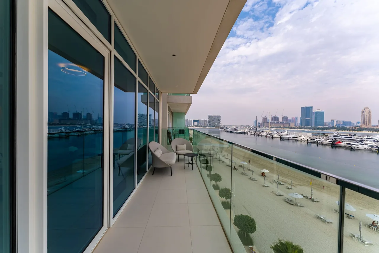 Beachfront 3br Dubai Marina photo 2