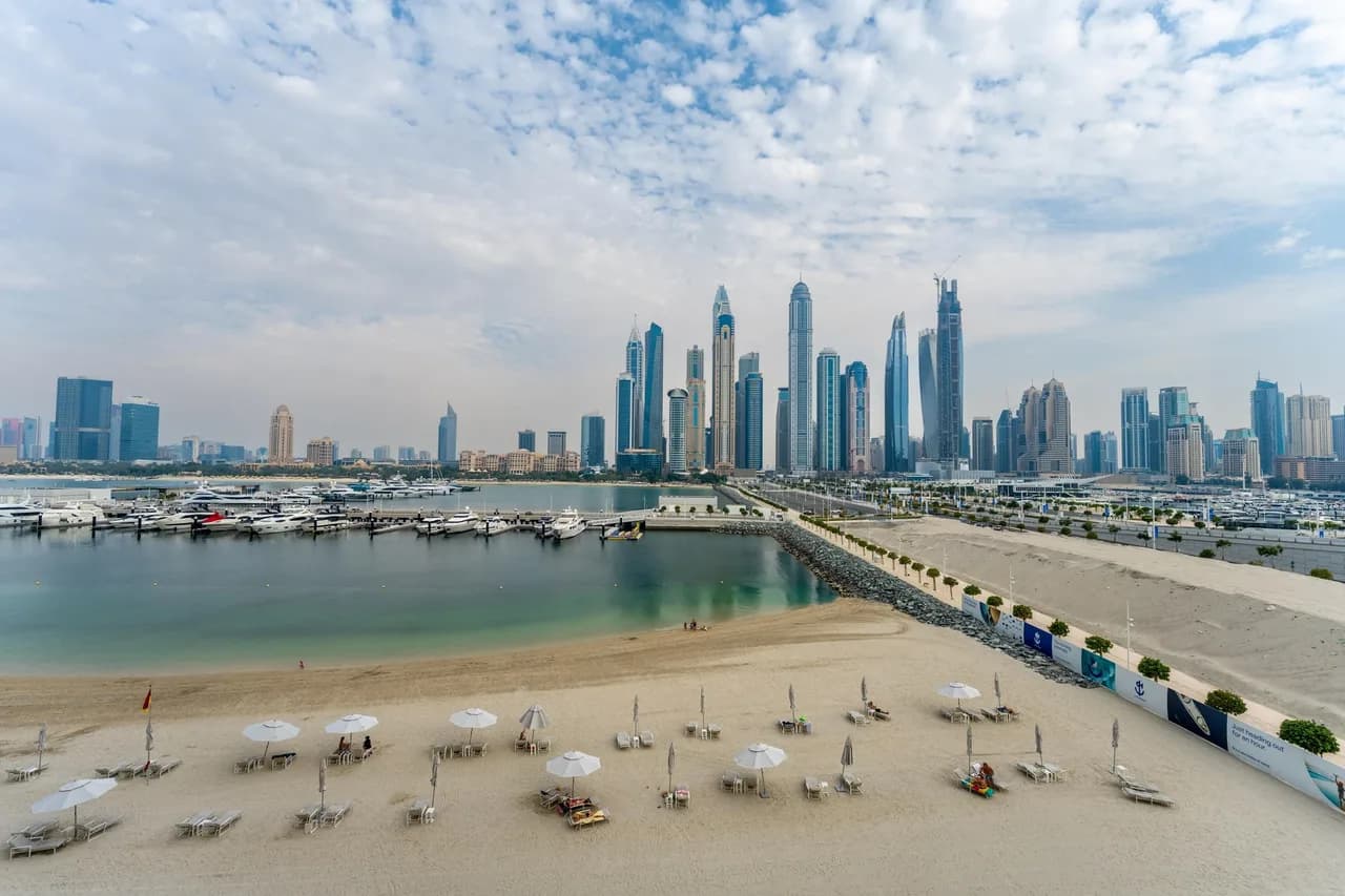 Beachfront 3br Dubai Marina photo 3