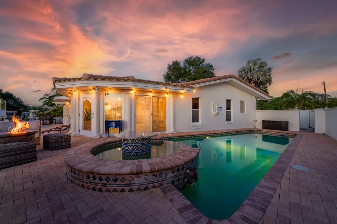 Waterfront Heated Pool Villa in Largo, Florida photo 3