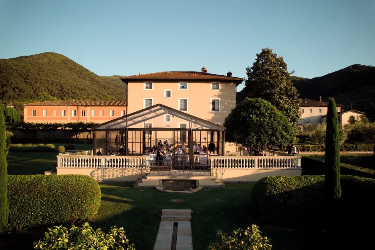 Luxe Tuscan Villa Near The Historic Area Of Lucca
