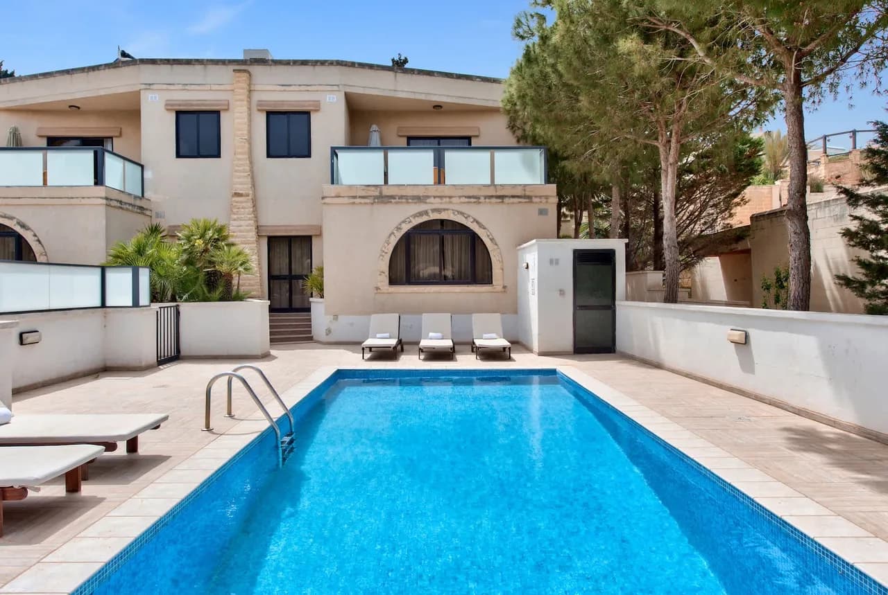 Private Pool Villa with Views in Malta photo 5