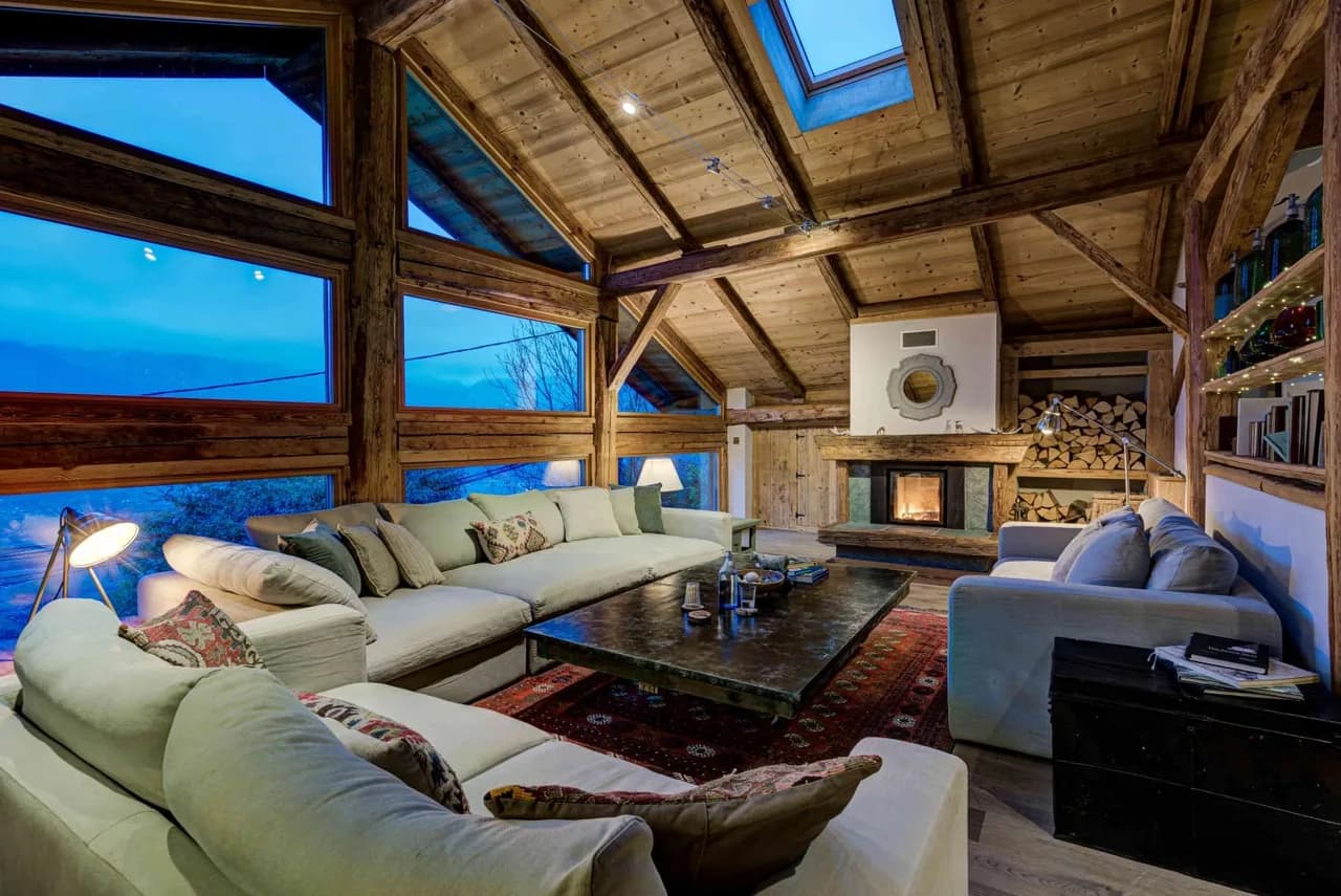Stylish 6BR Chalet With Mont Blanc Range View photo 2