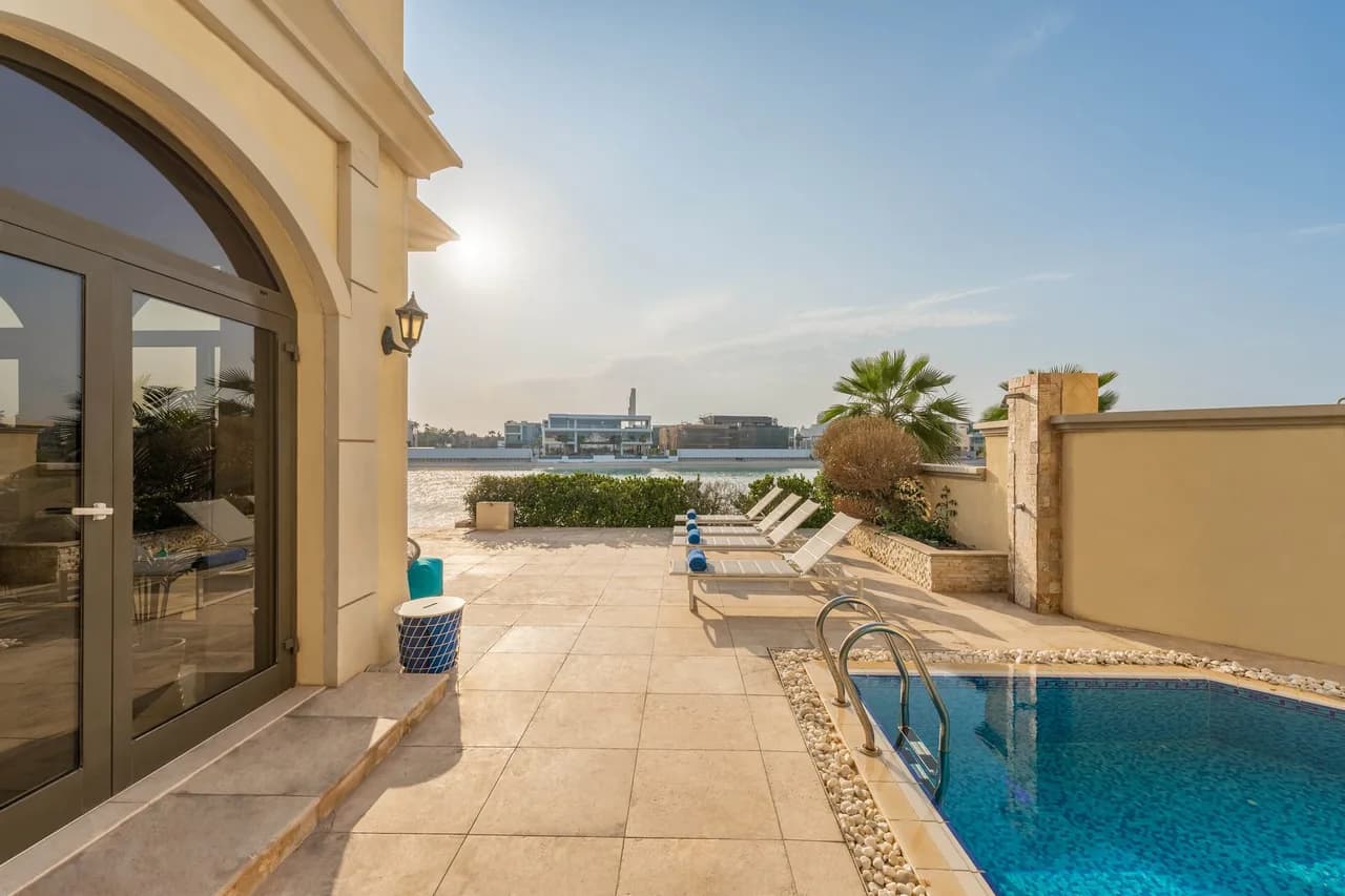 Super Luxury Villa With Private Pool And Beach
