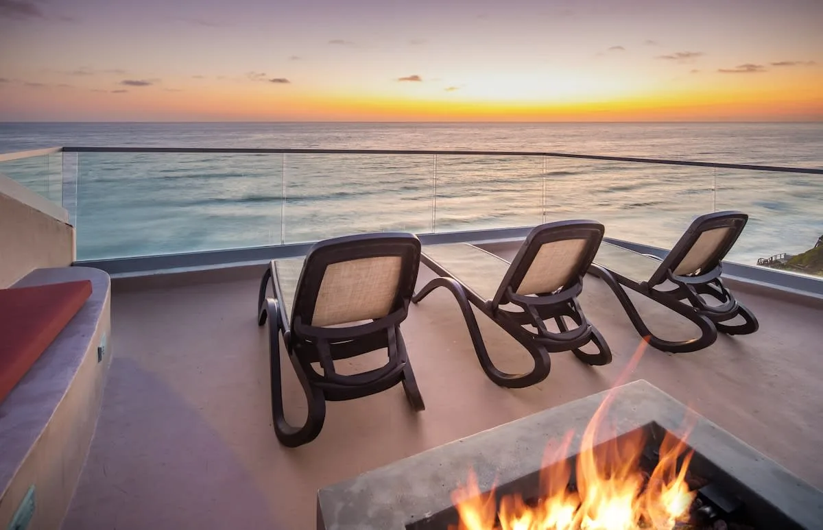 Beachfront Three-Bedroom Villa in San Diego photo 2