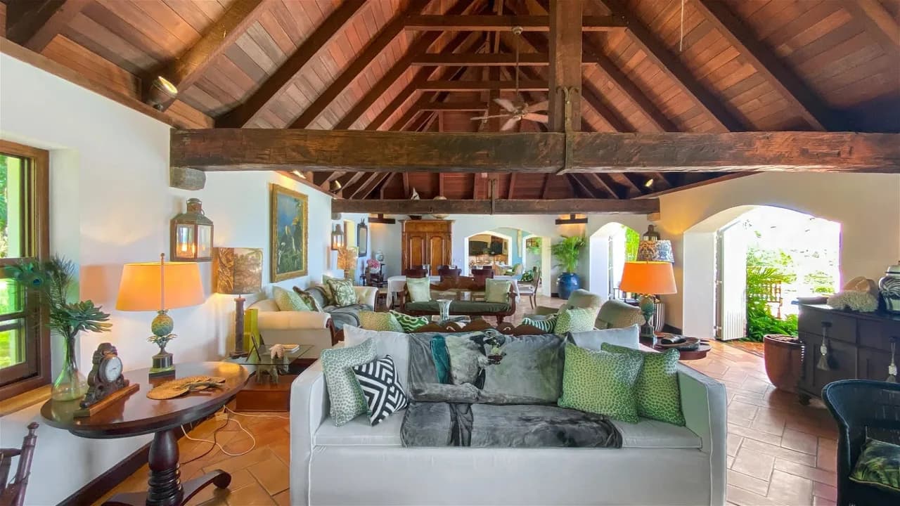 Beautiful Five-bedroom Villa In Petite Saline photo 3