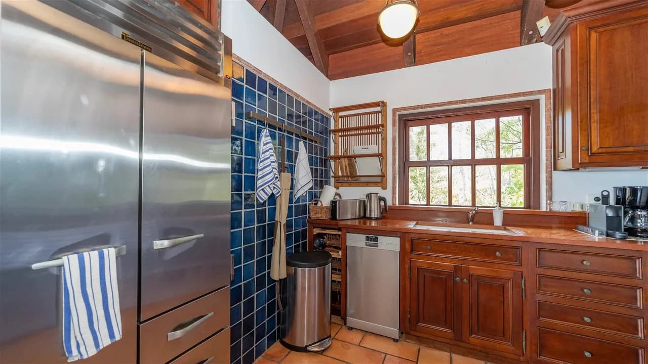 Beautiful Five-bedroom Villa In Petite Saline photo 5