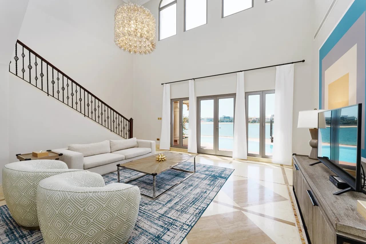 Palm Jumeirah Beach Front XL Villa w/Prvt Pool photo 5