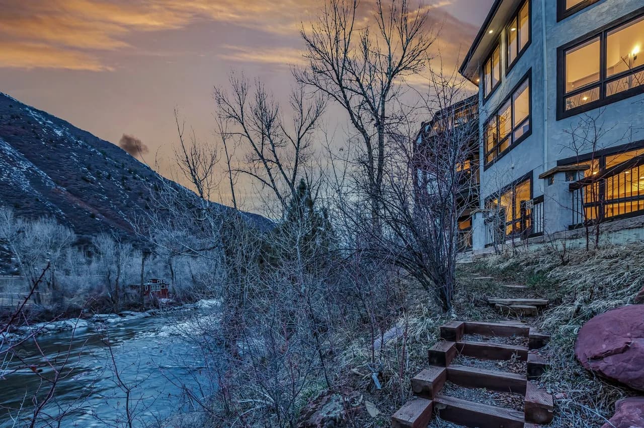 Waterfront Five Bedroom Home in Snowmass Colorado photo 4
