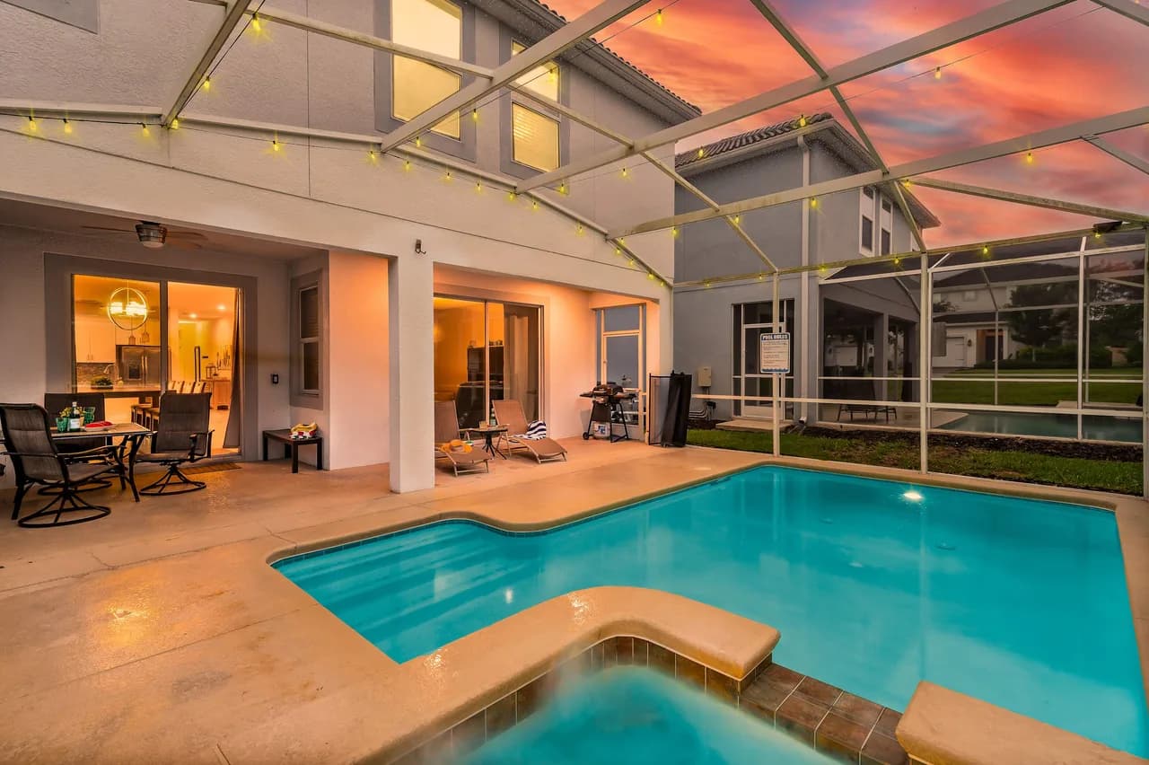 Game Room Pool Home in Four Corners Florida photo 5