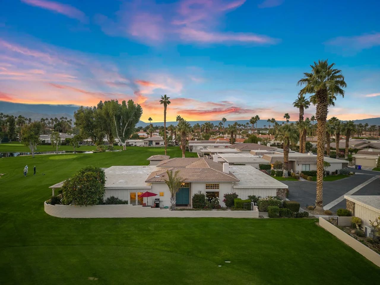 Golf Course View Condo in Palm Springs California photo 5