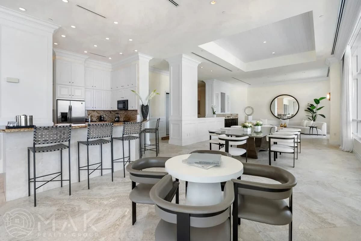 Penthouse with Ocean View in Miami Beach photo 5