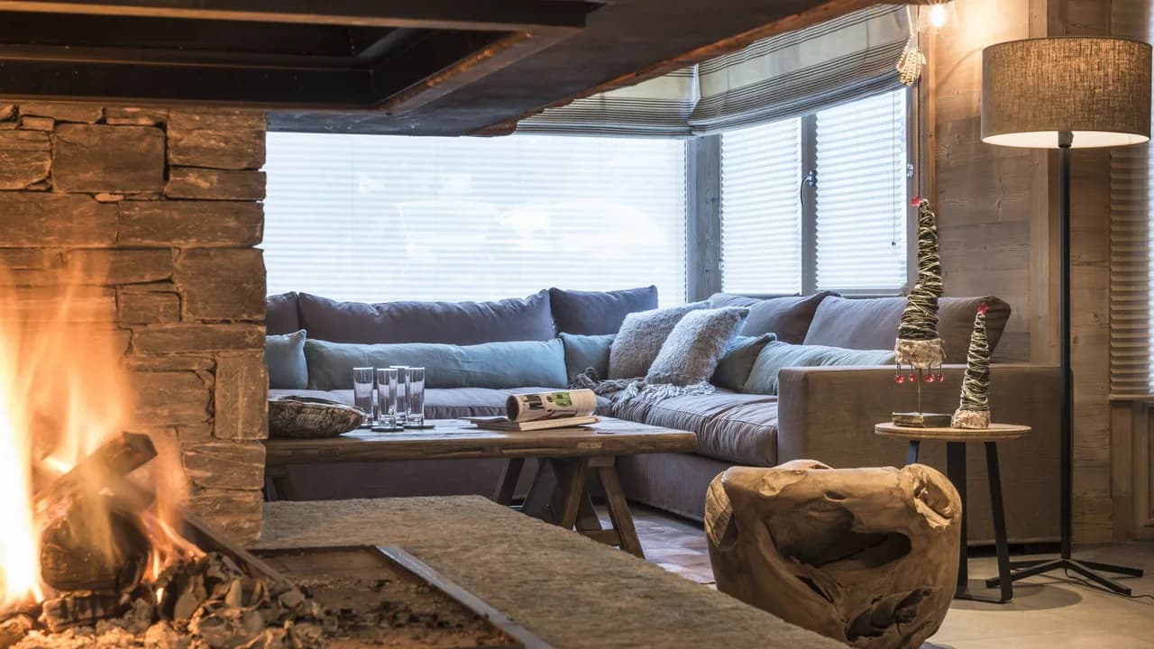 Wooden Chalet With Jacuzzi, Sauna, and Cinema photo 5