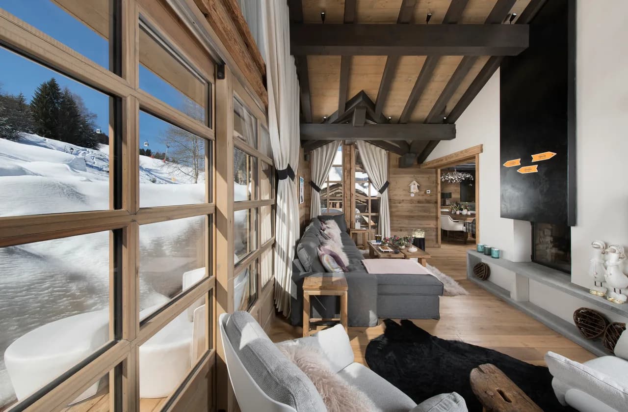 Luxury Chalet W/ Spa, Pool, & Enchanting Bedrooms photo 2