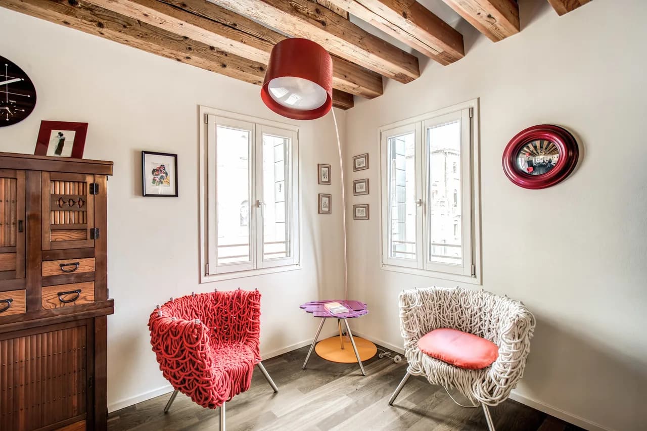 Stunning Venetian Apartment by Biennale Gardens photo 4